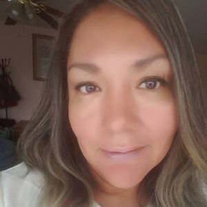 Meet your Posher, Lorena